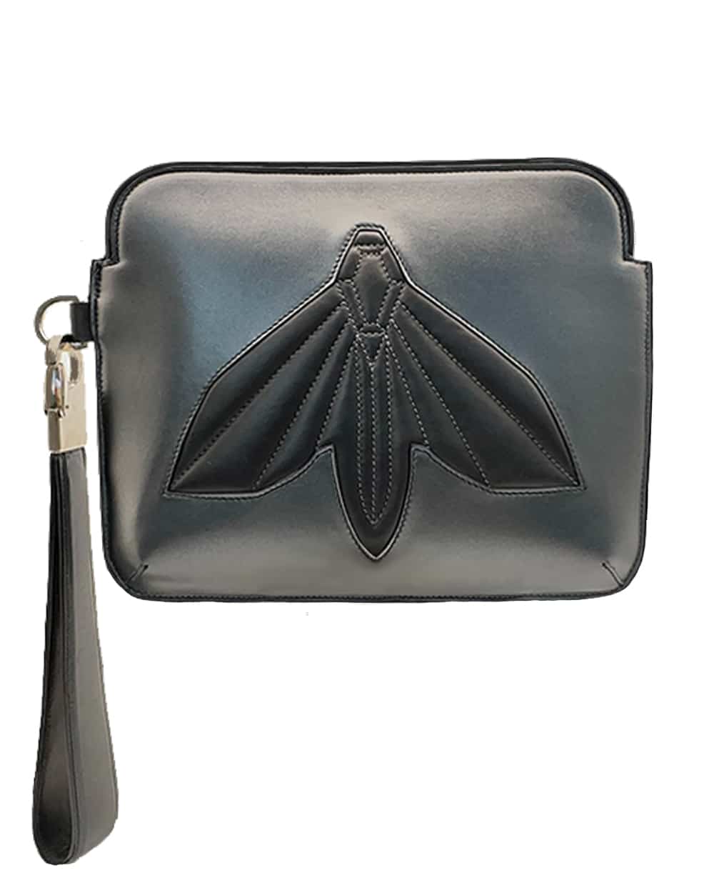 Pouch / Clutch in iridescent gray leather with central padded iconic Dea-Cult Sphinx motif. Front view.